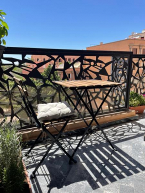 New! Charming Condo With Beautiful View - Gueliz